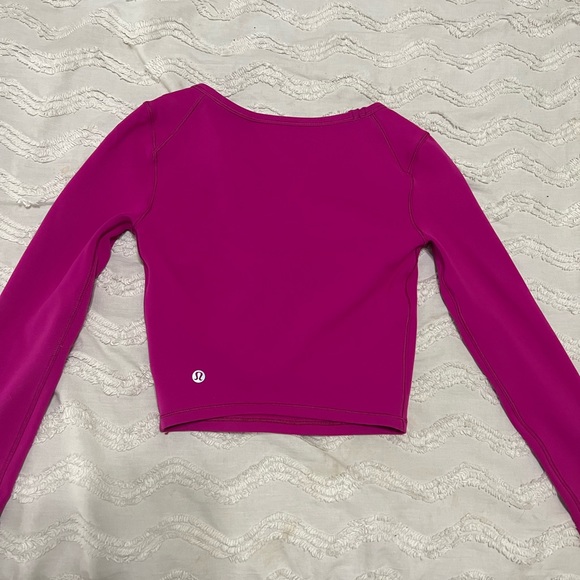Lululemon Wunder Train Cropped Long Sleeve Shirt. Color: Ripened Raspberry - Picture 4 of 4